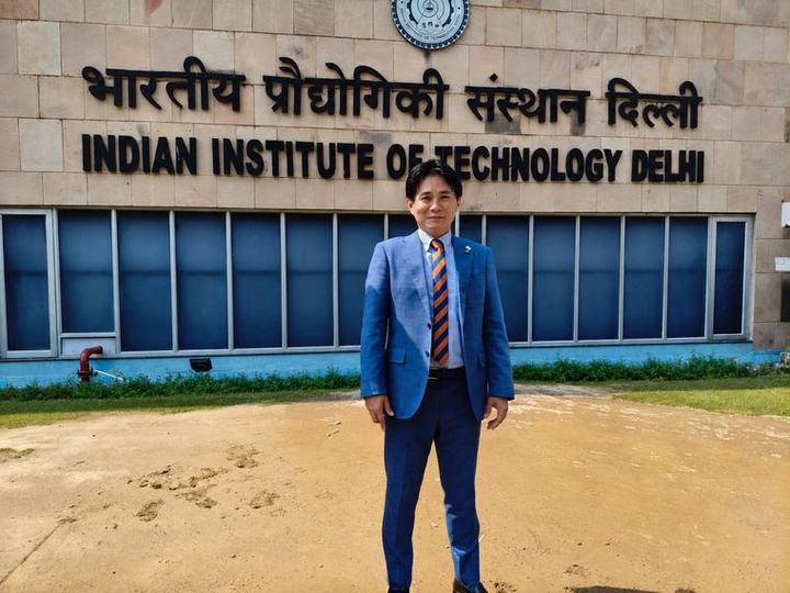 インド工科大学デリー校（IITデリー）を訪問した小森さだゆき